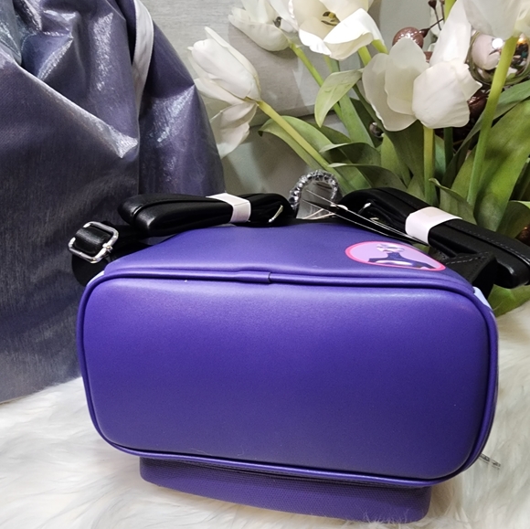 Asajj Ventress Loungefly Mini Backpack  new - Picture 8 of 9